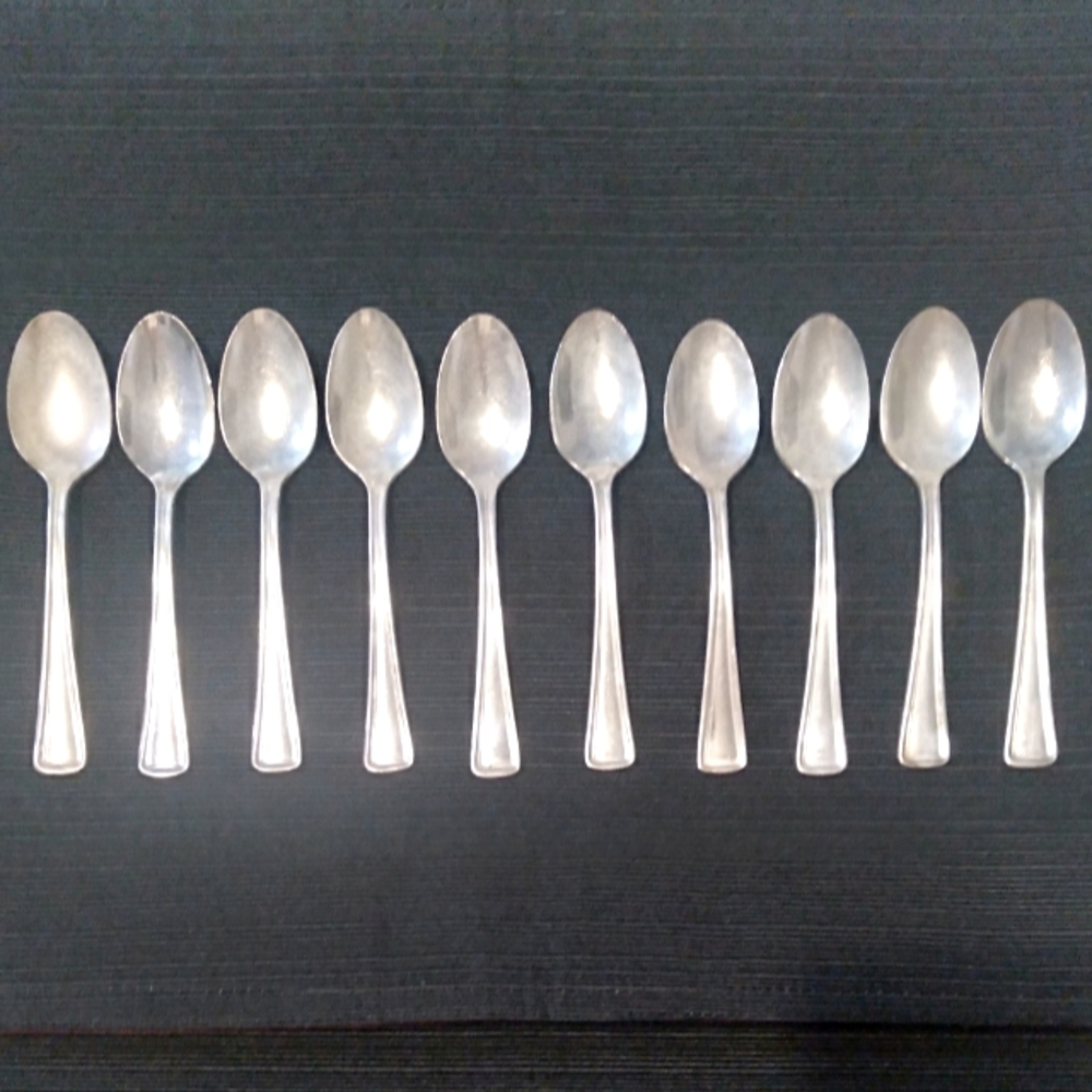 10 Vintage Silver Plate Teaspoons